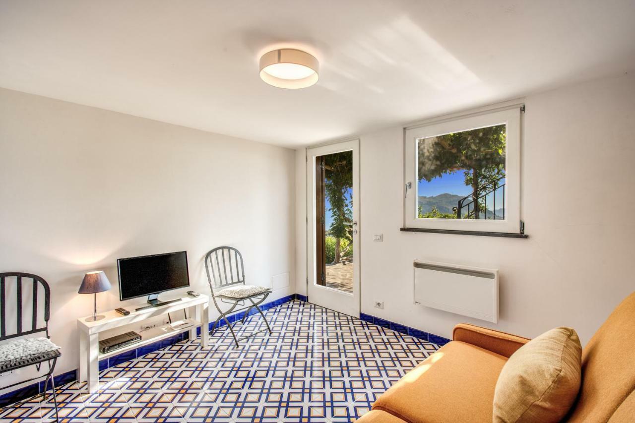 Villa Due Golfi Massa Lubrense Exteriör bild
